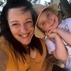 Meet your Posher, Rebecca